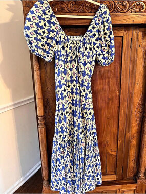 Zara Ikat Print Smocked Puff-Sleeve Maxi Dress Blue & Cream Medium Like New